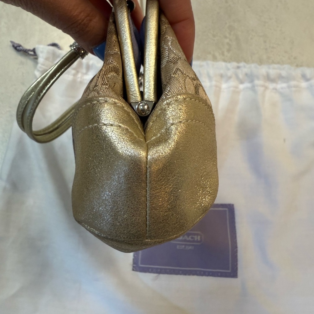 Coach Lurex Good Chenille Signature C Framed Kiss Lock Clutch Purse Limited - Picture 8 of 14